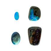 Edelsteen met een matrix opaal