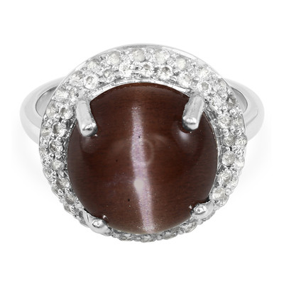 Zilveren ring met een kattenoog-scapoliet