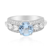 Zilveren ring met een hemel-blauwe topaas