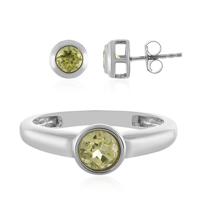 Zilveren ring met Ouro Verde kwartskristallen