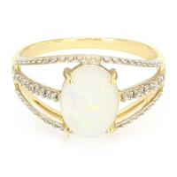 Gouden ring met een Australische opaal