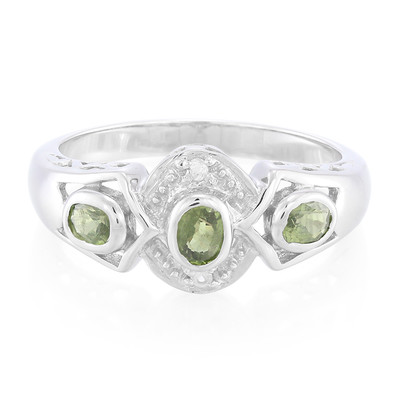 Zilveren ring met groene saffieren