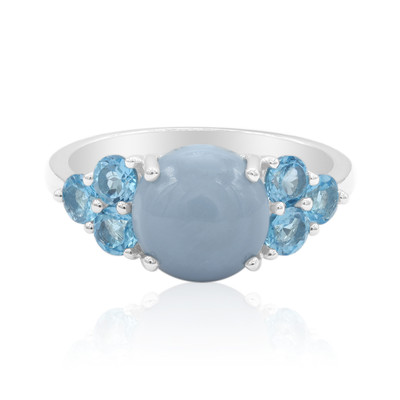 Zilveren ring met een Madagascar Blauwe Opaal