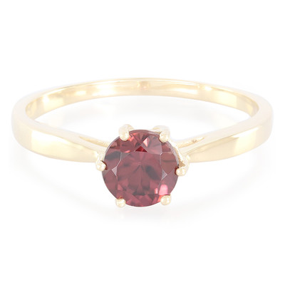 Gouden ring met een roze zirkoon