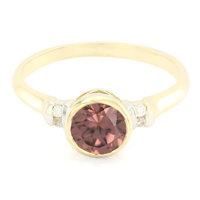 Gouden ring met een roze zirkoon