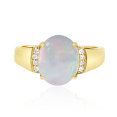 Gouden ring met een witte opaal