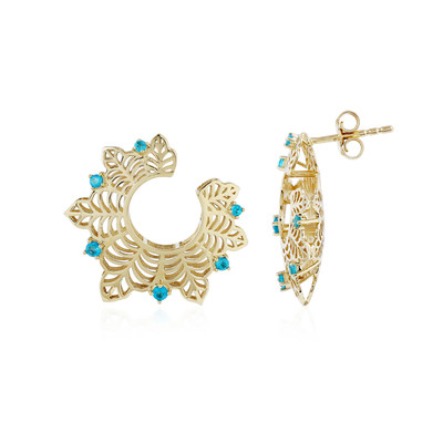 Gouden oorbellen met neon blauwe apatieten (Ornaments by de Melo)