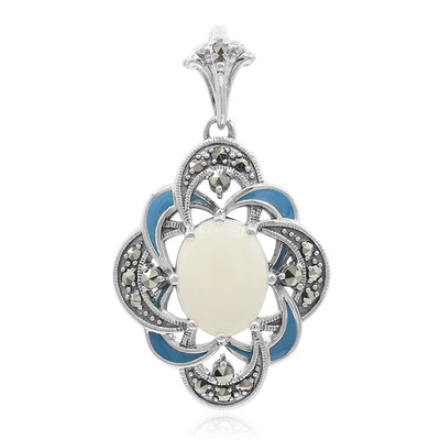 Zilveren hanger met een witte opaal