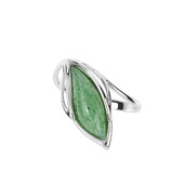 Zilveren ring met een groene kwarts (dagen)