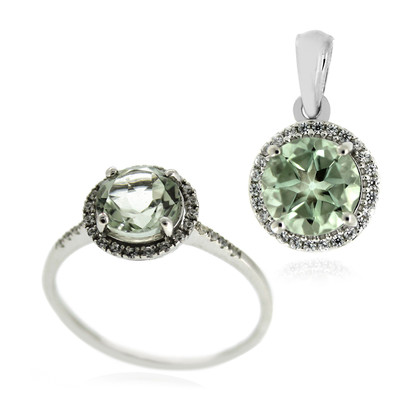 Zilveren ring met groene amethisten