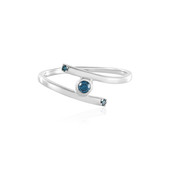 Zilveren ring met een blauwe SI2 diamant