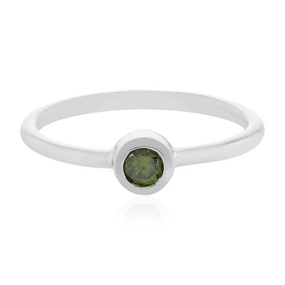 Zilveren ring met een groene diamant