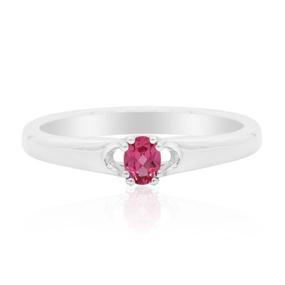 Zilveren ring met een roze spinel