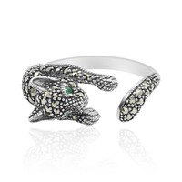 Zilveren ring met smaragden