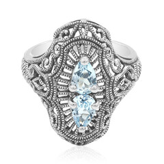 Zilveren ring met hemel-blauwe topaasstenen