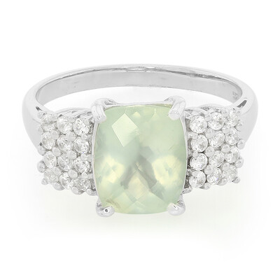 Zilveren ring met een prehniet