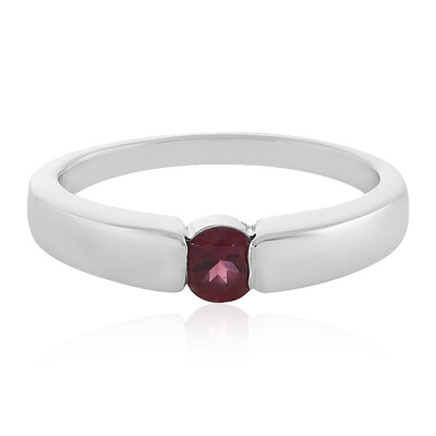 Zilveren ring met een rhodliet
