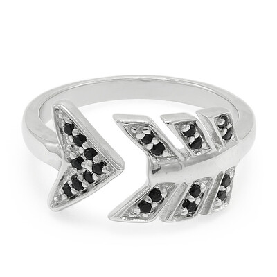 Zilveren ring met zwarte spinelstenen