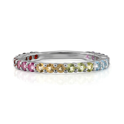 Zilveren ring met granaten