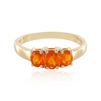 Gouden ring met een Cherry Opaal