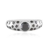 Gouden ring met een zwarte diamant