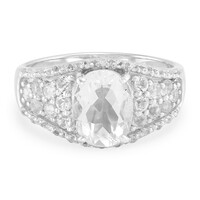 Zilveren ring met een petaliet