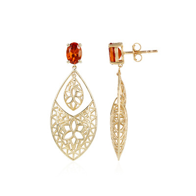 Gouden oorbellen met hessoniet granaten (Ornaments by de Melo)