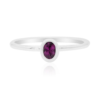 Zilveren ring met een rhodliet