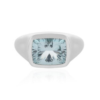 Zilveren ring met een hemel-blauwe topaas