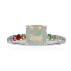 Zilveren ring met een Welo-opaal