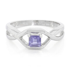 Zilveren ring met een Orissa ioliet