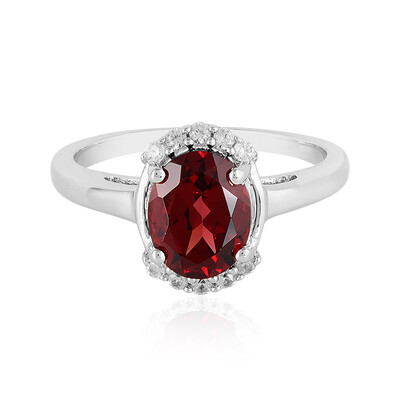 Zilveren ring met een Mozambique granaat