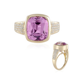 Gouden ring met een Patroke kunziet (AMAYANI)