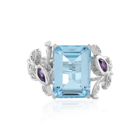 Zilveren ring met een hemel-blauwe topaas