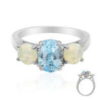 Zilveren ring met een hemel-blauwe topaas