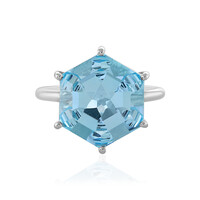 Zilveren ring met een hemel-blauwe topaas