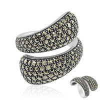 Zilveren ring met marcasieten