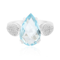 Zilveren ring met een hemel-blauwe topaas