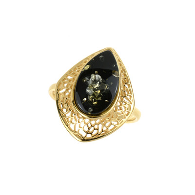 Zilveren ring met een Baltische barnsteen (dagen)