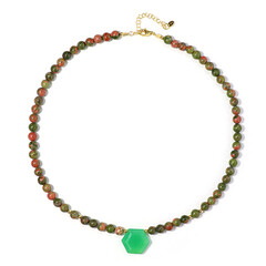 Zilveren halsketting met een groene chalcedoon
