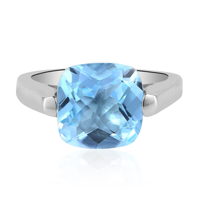 Zilveren ring met een hemel-blauwe topaas