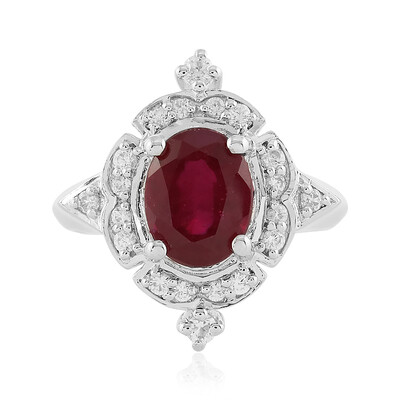 Zilveren ring met een Madagaskar Robijn