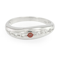Zilveren ring met een avondrode robijn