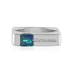 Zilveren ring met een Mezezo opaal (de Melo)