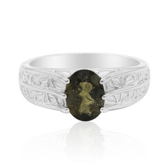 Zilveren ring met een moldaviet