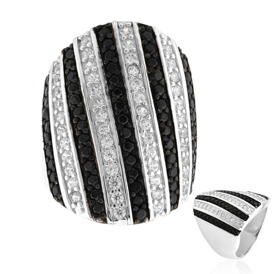 Zilveren ring met zwarte spinelstenen