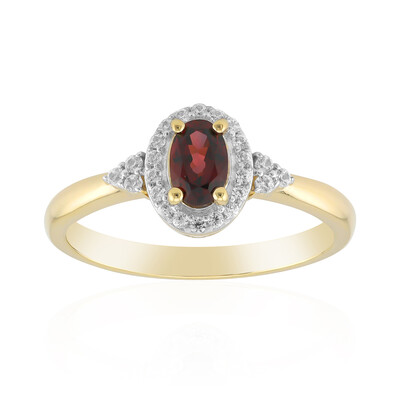 Gouden ring met een Songea robijn