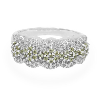 Zilveren ring met peridoots