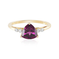Gouden ring met een magenta granaat