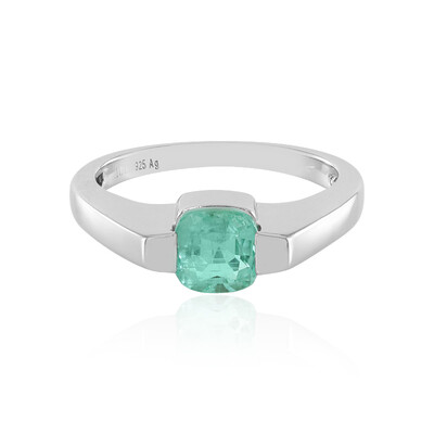 Zilveren ring met een Colombiaanse smaragd